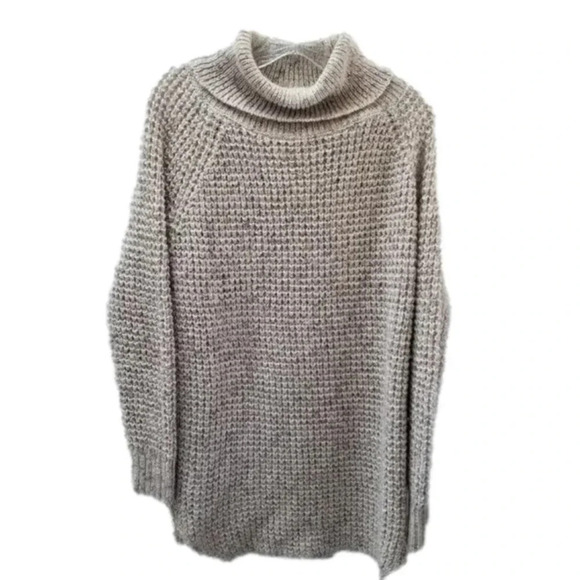 FREE  People Chunky Knit Turtle Neck Sweater M - Picture 1 of 11